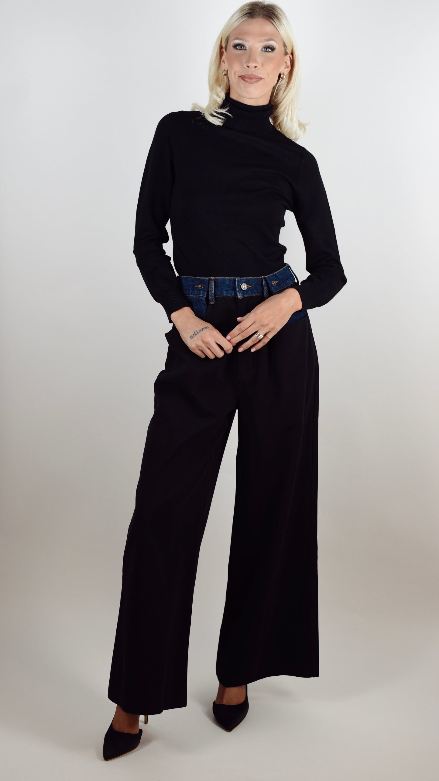 Tara Black Turtleneck
