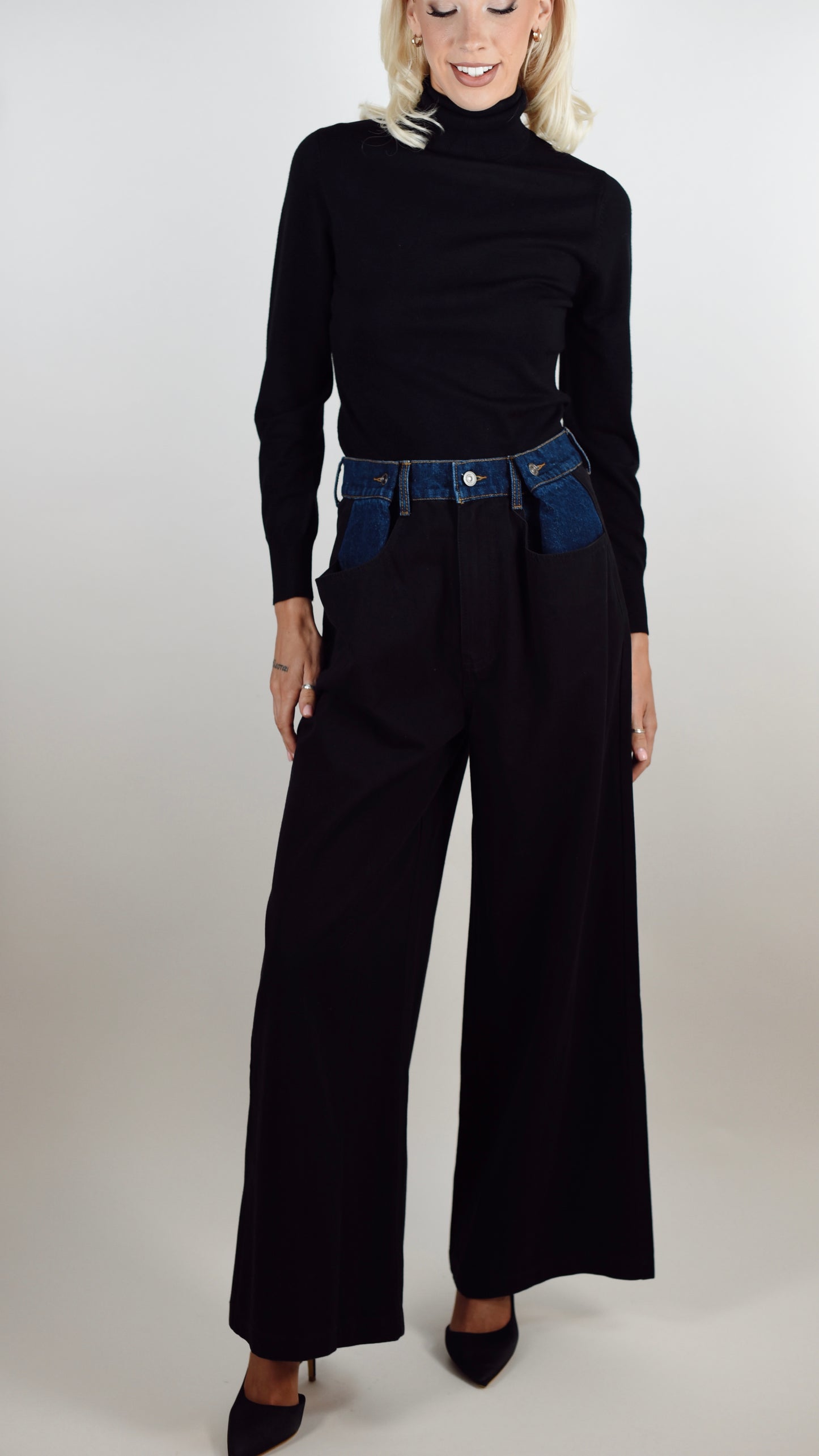 Tara Black Turtleneck