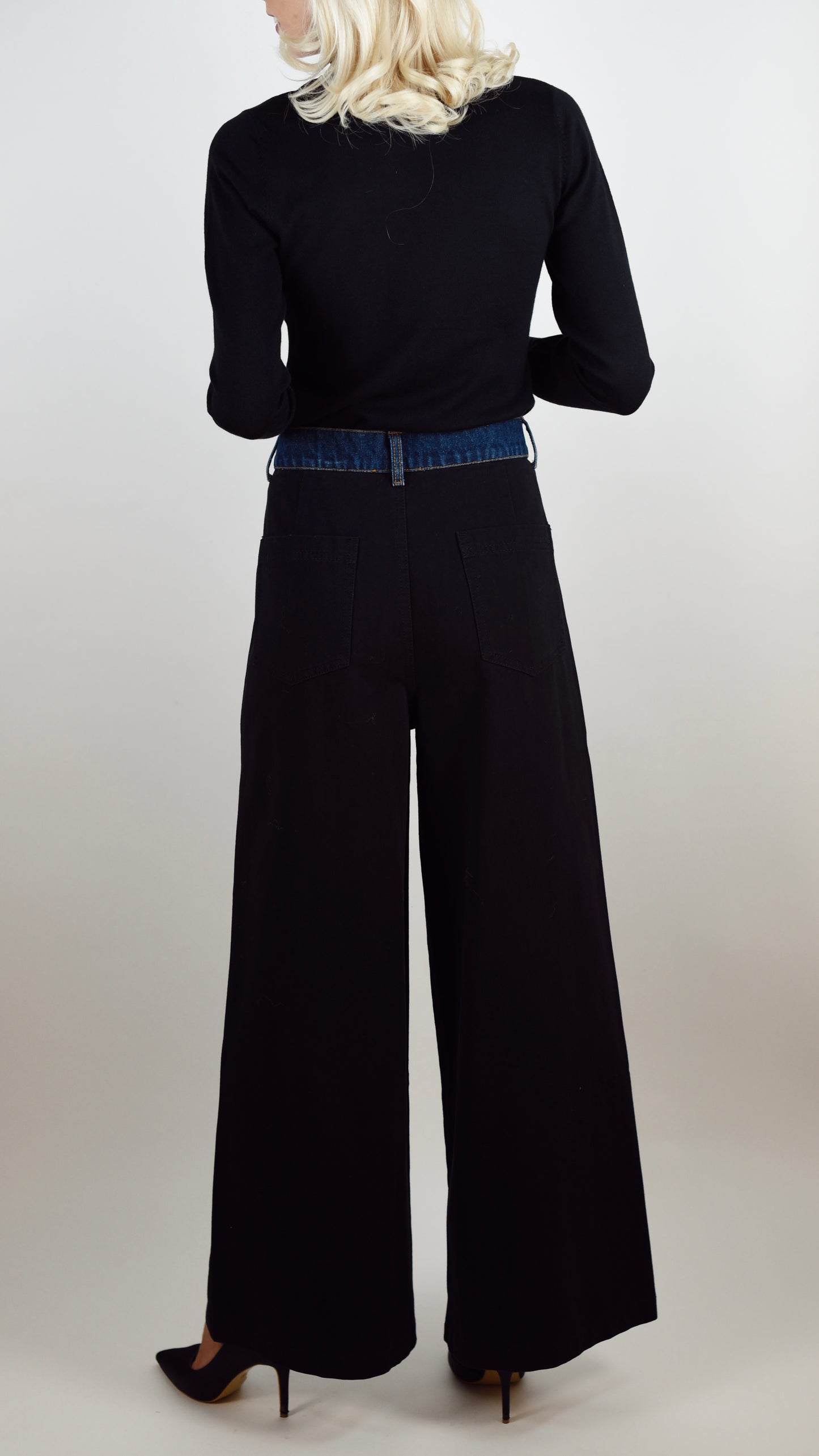 Tara Black Turtleneck
