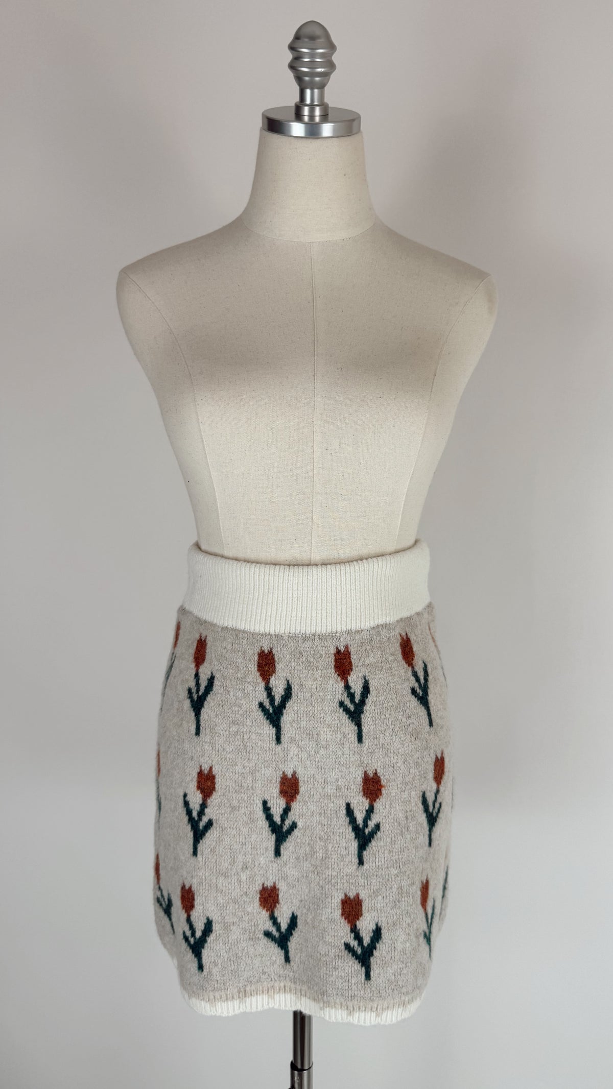 Odessa Oatmeal Pattern Skirt Set
