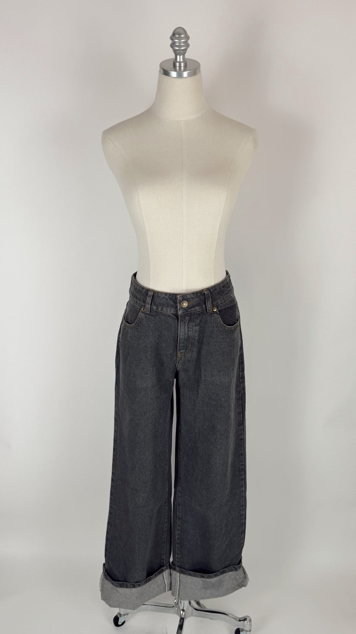 Hazel Ash Cuffed Cotton Wide Leg Jean